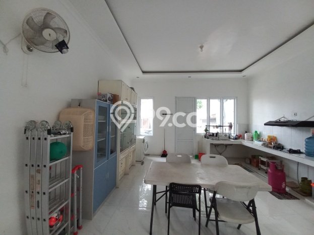 Disewakan Rumah Konsep Modern di Lippo Cikarang Cikarang dengan 2 KT Disewakan Rumah Konsep Modern di Lippo Cikarang Cikarang dengan 2 KT