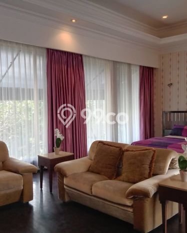 Disewakan! Rumah 3 Kamar Tidur &
4 Kamar Mandi di Cipete, Jakarta Selatan Disewakan! Rumah 3 Kamar Tidur &
4 Kamar Mandi di Cipete, Jakarta Selatan