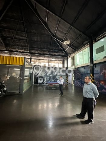 Disewakan Kantor di Cilandak Jakarta Selatan LT 2100m2, LB 1000m2 Disewakan Kantor di Cilandak Jakarta Selatan LT 2100m2, LB 1000m2