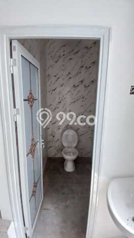 Ruko For Rent di , Luas 400m2m², Area Bisnis, Siap Operasi Ruko For Rent di , Luas 400m2m², Area Bisnis, Siap Operasi