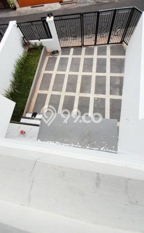 Dijual Rumah Modern 3 KT di Kalisari, Jakarta Timur Dijual Rumah Modern 3 KT di Kalisari, Jakarta Timur