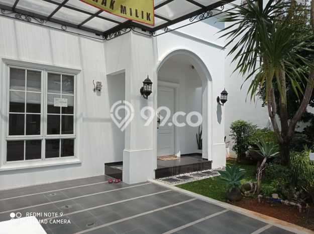 Rumah Elit Modern Tanpa Renovasi di Lippo Karawaci Tangerang Rumah Elit Modern Tanpa Renovasi di Lippo Karawaci Tangerang