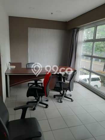 LOKASI STRATEGIS! Ruko di , Luas 100m2m², Kawasan Komersial LOKASI STRATEGIS! Ruko di , Luas 100m2m², Kawasan Komersial