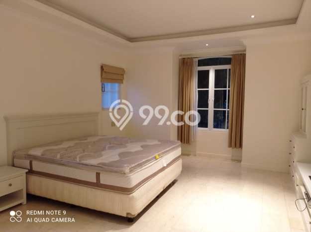 Rumah Bagus Disewakan di Lippo Karawaci, Tangerang LT 650m2, LB 800m2 Rumah Bagus Disewakan di Lippo Karawaci, Tangerang LT 650m2, LB 800m2