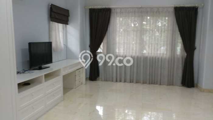 Rumah Disewakan Tangerang LT 700m2 LB 900m2 Area Lippo Karawaci Rumah Disewakan Tangerang LT 700m2 LB 900m2 Area Lippo Karawaci