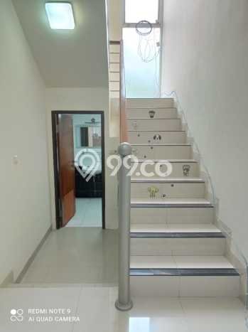 Rumah di , Ready, 4 KM, Dekat Tangerang, Tangerang, LT 180m2m² LB 100m2m² Rumah di , Ready, 4 KM, Dekat Tangerang, Tangerang, LT 180m2m² LB 100m2m²