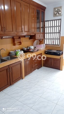 HARGA TERBAIK! Rumah di , 4 KM, Lingkungan Sejuk, LT 250m2m² Bangunan 300m2m² HARGA TERBAIK! Rumah di , 4 KM, Lingkungan Sejuk, LT 250m2m² Bangunan 300m2m²
