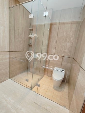 Rumah Mewah LB 350m2 Siap Pakai Desain Elegan di Lippo Karawaci, Tangerang Rumah Mewah LB 350m2 Siap Pakai Desain Elegan di Lippo Karawaci, Tangerang