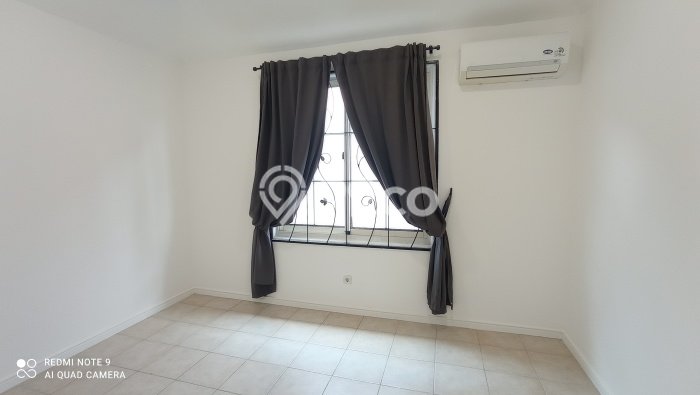 Disewakan! Rumah 4 Kamar Tidur &
3 Kamar Mandi di Lippo Karawaci, Tangerang Disewakan! Rumah 4 Kamar Tidur &
3 Kamar Mandi di Lippo Karawaci, Tangerang