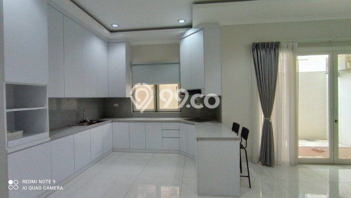 Sewa Rumah Harga Terjangkau di Lippo Karawaci Tangerang Punya 4 KT Sewa Rumah Harga Terjangkau di Lippo Karawaci Tangerang Punya 4 KT