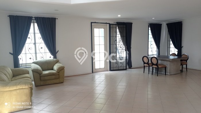Disewakan! Rumah 4 Kamar Tidur &
3 Kamar Mandi di Lippo Karawaci, Tangerang Disewakan! Rumah 4 Kamar Tidur &
3 Kamar Mandi di Lippo Karawaci, Tangerang