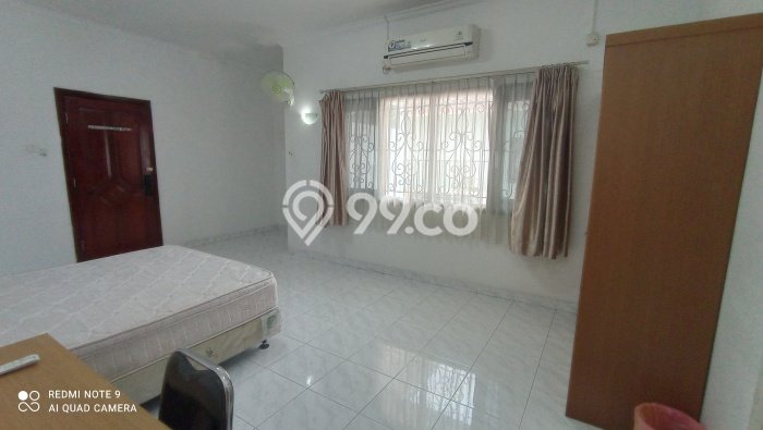 HARGA TERBAIK! Rumah di , 4 KM, Lingkungan Sejuk, LT 250m2m² Bangunan 300m2m² HARGA TERBAIK! Rumah di , 4 KM, Lingkungan Sejuk, LT 250m2m² Bangunan 300m2m²