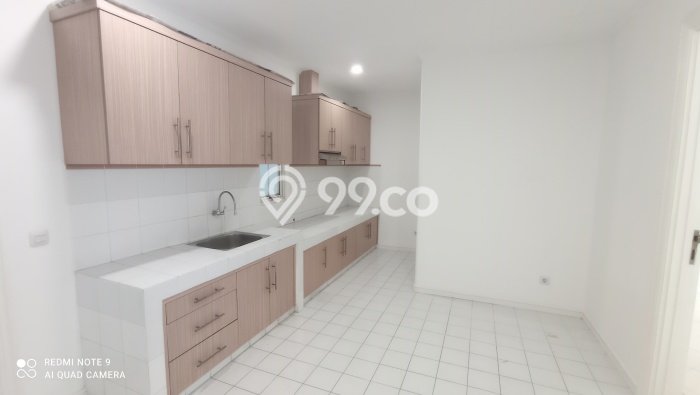 Disewakan! Rumah 4 Kamar Tidur &
3 Kamar Mandi di Lippo Karawaci, Tangerang Disewakan! Rumah 4 Kamar Tidur &
3 Kamar Mandi di Lippo Karawaci, Tangerang