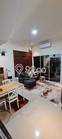 For Sale Rumah 4 Kamar Lokasi Strategis Bagus dan Strategis di Jagakarsa For Sale Rumah 4 Kamar Lokasi Strategis Bagus dan Strategis di Jagakarsa
