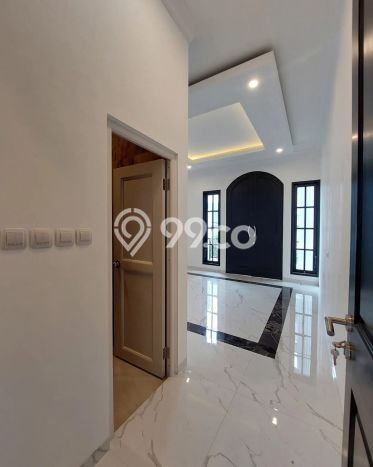 Rumah Luxury Modern Siap Huni di Kebagusan Jakarta Selatan Rumah Luxury Modern Siap Huni di Kebagusan Jakarta Selatan