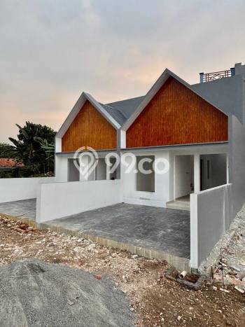 Rumah Modern Minimalis 2 KT Siap Huni di Jagakarsa Rumah Modern Minimalis 2 KT Siap Huni di Jagakarsa