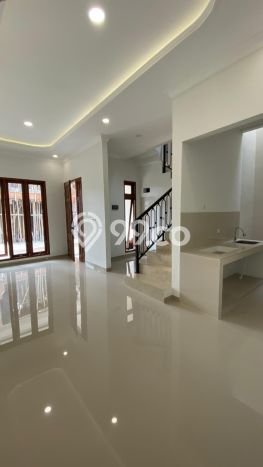 Rumah Strategis Modern Lb 100m2 di Jagakarsa, Jakarta Selatan Rumah Strategis Modern Lb 100m2 di Jagakarsa, Jakarta Selatan