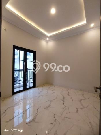 Dijual Rumah 5 Kamar Lokasi Strategis Bagus dan Strategis di Jagakarsa Dijual Rumah 5 Kamar Lokasi Strategis Bagus dan Strategis di Jagakarsa