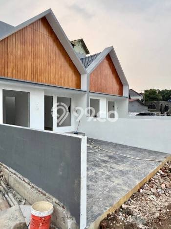 Rumah Modern Minimalis 2 KT Siap Huni di Jagakarsa Rumah Modern Minimalis 2 KT Siap Huni di Jagakarsa