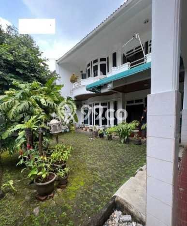 Rumah di Kalimalang, Jakarta Timur, LT 277m² LB 344m² - JUAL CEPAT! Rumah di Kalimalang, Jakarta Timur, LT 277m² LB 344m² - JUAL CEPAT!