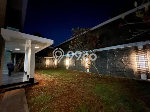 Hunian Modern Disewakan 4 Kamar di Menteng Bisa Nego Hunian Modern Disewakan 4 Kamar di Menteng Bisa Nego