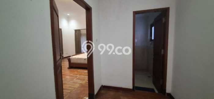 BEST DEAL Rumah Mewah 8 BR Disewakan di Jakarta Pusat Siap Pakai BEST DEAL Rumah Mewah 8 BR Disewakan di Jakarta Pusat Siap Pakai