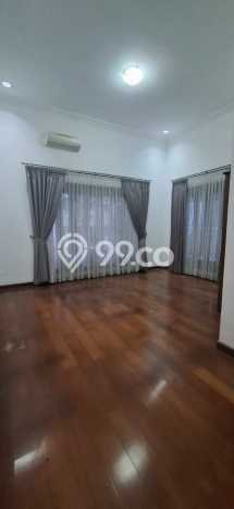 BEST DEAL Rumah Mewah 8 BR Disewakan di Jakarta Pusat Siap Pakai BEST DEAL Rumah Mewah 8 BR Disewakan di Jakarta Pusat Siap Pakai