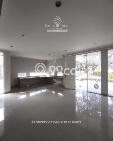 Rumah Elit LB 212m2 Siap Huni Desain Elegan di Bintaro, Tangerang Selatan Rumah Elit LB 212m2 Siap Huni Desain Elegan di Bintaro, Tangerang Selatan