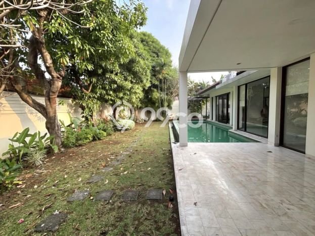 For Sale! Premium House LT 1013m2 Desain Modern di Cipete For Sale! Premium House LT 1013m2 Desain Modern di Cipete