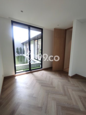Rumah Elit Modern Siap Huni di Pondok Indah Jakarta Selatan Rumah Elit Modern Siap Huni di Pondok Indah Jakarta Selatan