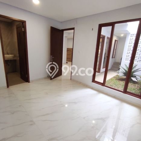 For Sale! Luxury House LT 180m2 Desain Elegan di Sektor 5 - Bintaro For Sale! Luxury House LT 180m2 Desain Elegan di Sektor 5 - Bintaro