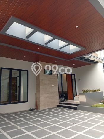 Hunian Elit LB 242m2 Siap Huni Desain Elegan di BSD City, Tangerang Hunian Elit LB 242m2 Siap Huni Desain Elegan di BSD City, Tangerang