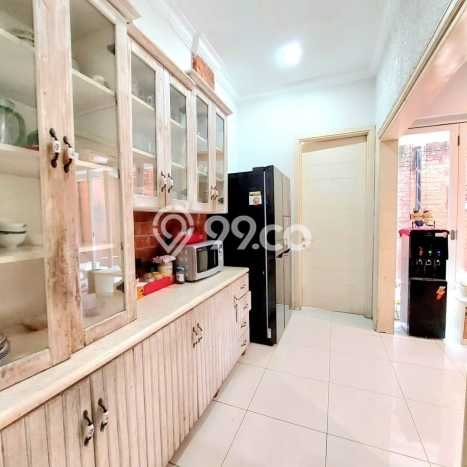 Rumah Mewah LB 141m2 Siap Pakai Desain Elegan di Bintaro, Tangerang Selatan Rumah Mewah LB 141m2 Siap Pakai Desain Elegan di Bintaro, Tangerang Selatan