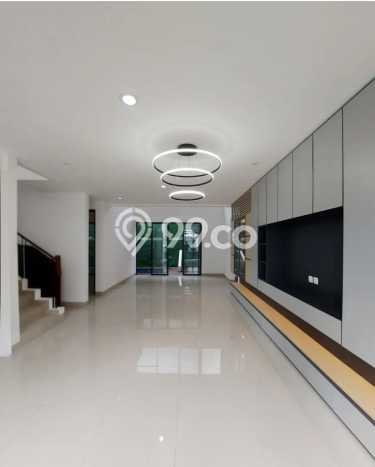 Hunian Elit LB 285m2 Siap Pakai Desain Elegan di Bintaro, Tangerang Selatan Hunian Elit LB 285m2 Siap Pakai Desain Elegan di Bintaro, Tangerang Selatan
