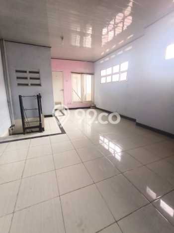 Rumah Luas Asri 2 KT Siap Pakai di Graha Raya Tangerang Selatan Rumah Luas Asri 2 KT Siap Pakai di Graha Raya Tangerang Selatan