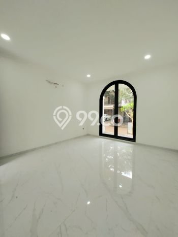 Rumah Elit LB 390m2 Siap Huni Desain Elegan di Bintaro, Tangerang Selatan Rumah Elit LB 390m2 Siap Huni Desain Elegan di Bintaro, Tangerang Selatan