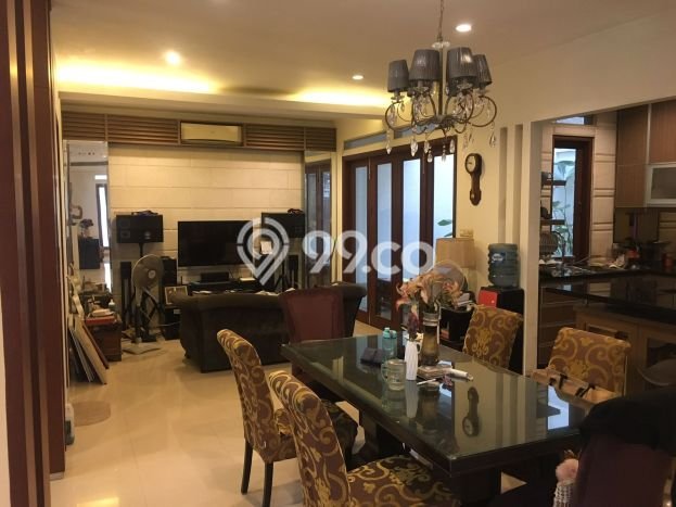 Hunian Mewah LB 320m2 Siap Pakai Desain Elegan di Bintaro, Tangerang Selatan Hunian Mewah LB 320m2 Siap Pakai Desain Elegan di Bintaro, Tangerang Selatan