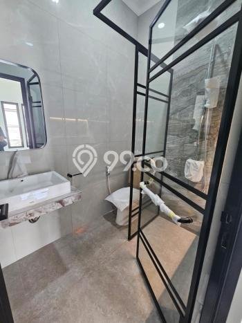 Jual Rumah Luas Megah Dengan View Cantik di BSD City, Tangerang Jual Rumah Luas Megah Dengan View Cantik di BSD City, Tangerang