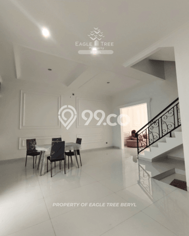 Jual Rumah Mewah Elegan Dengan View Eksklusif di Meruya, Jakarta Barat Jual Rumah Mewah Elegan Dengan View Eksklusif di Meruya, Jakarta Barat