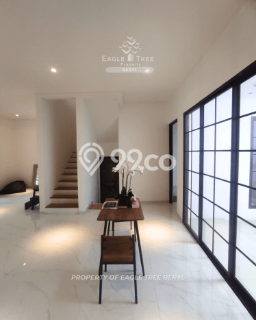 Jual Rumah Mewah Megah Dengan View Eksklusif di Bintaro, Tangerang Selatan Jual Rumah Mewah Megah Dengan View Eksklusif di Bintaro, Tangerang Selatan