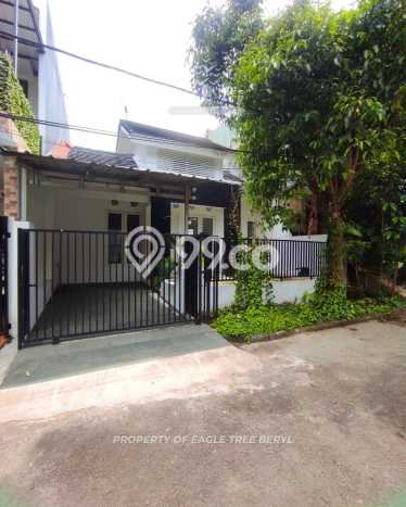 For Sale Hunian Rumah Terawat 2 KT di Bintaro, Tangerang Selatan For Sale Hunian Rumah Terawat 2 KT di Bintaro, Tangerang Selatan