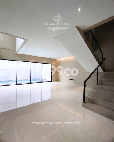 Rumah Elit LB 350m2 Siap Pakai Desain Elegan di Bintaro, Tangerang Selatan Rumah Elit LB 350m2 Siap Pakai Desain Elegan di Bintaro, Tangerang Selatan