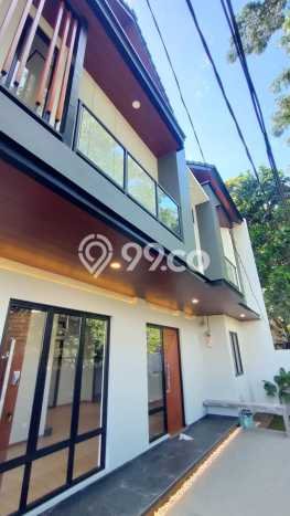 Jual Rumah Mewah Elegan Dengan View Cantik di BSD City, Tangerang Jual Rumah Mewah Elegan Dengan View Cantik di BSD City, Tangerang