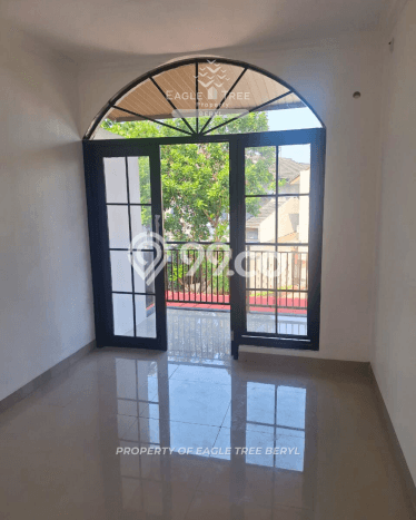 Dijual Rumah Mewah Elegan Dengan View Eksklusif di Bintaro, Tangerang Selatan Dijual Rumah Mewah Elegan Dengan View Eksklusif di Bintaro, Tangerang Selatan