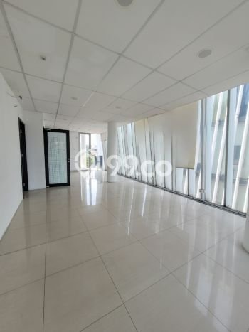 Ruko Dijual di Tangerang LT 190m2 & LB 637m2 Lokasi Terbaik! Ruko Dijual di Tangerang LT 190m2 & LB 637m2 Lokasi Terbaik!