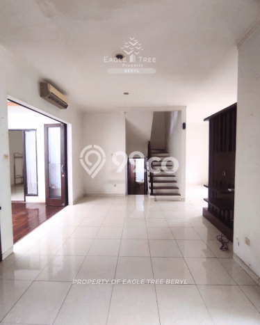 Jual Rumah Mewah Elegan Dengan View Eksklusif di Bintaro, Tangerang Selatan Jual Rumah Mewah Elegan Dengan View Eksklusif di Bintaro, Tangerang Selatan