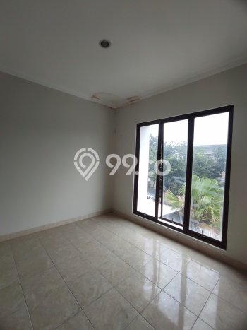 For Sale! Premium House LT 130m2 Desain Modern di Graha Raya For Sale! Premium House LT 130m2 Desain Modern di Graha Raya