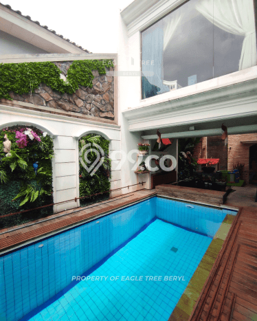 Rumah Mewah Siap Huni LT 354m2 di Bintaro, Tangerang Selatan Rumah Mewah Siap Huni LT 354m2 di Bintaro, Tangerang Selatan