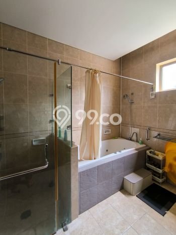 Dijual Rumah Luas Megah Dengan View Eksklusif di Bintaro, Tangerang Selatan Dijual Rumah Luas Megah Dengan View Eksklusif di Bintaro, Tangerang Selatan