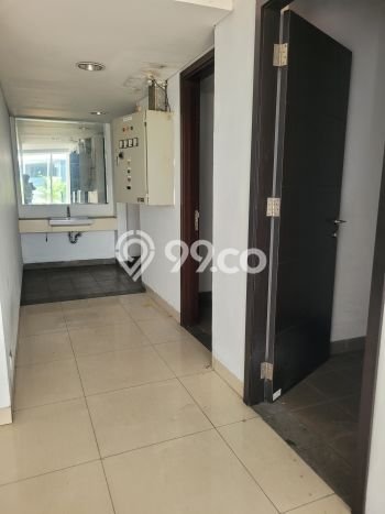 Ruko Dijual di Tangerang LT 190m2 & LB 637m2 Lokasi Terbaik! Ruko Dijual di Tangerang LT 190m2 & LB 637m2 Lokasi Terbaik!
